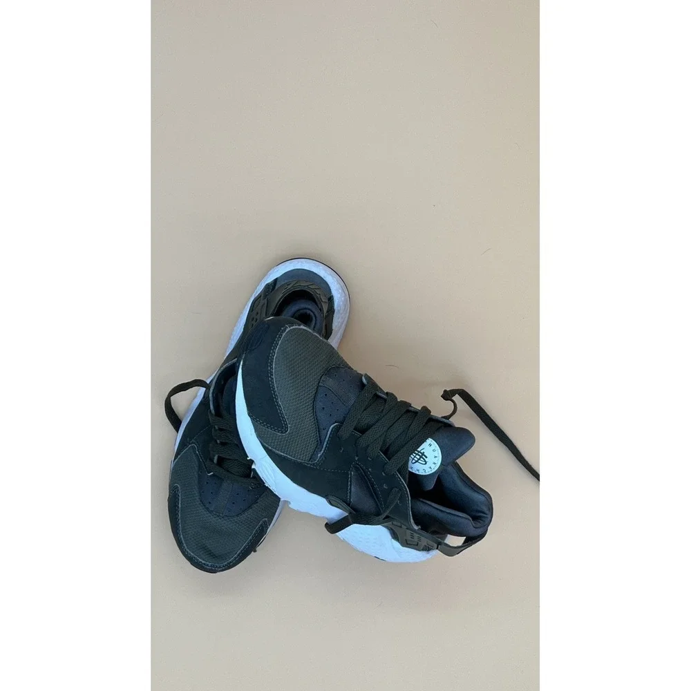 Nike Air Huarache Cargo Khaki White 6.5Y